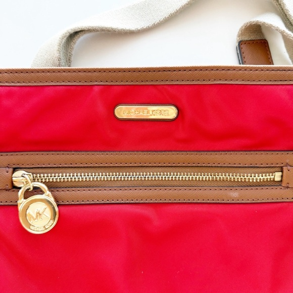 MICHAEL KORS Kempton Red Crossbody Bag Purse - Picture 3 of 12
